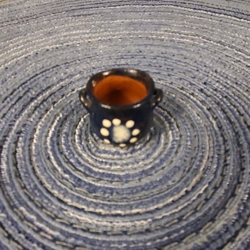 Miniature ceramic pot